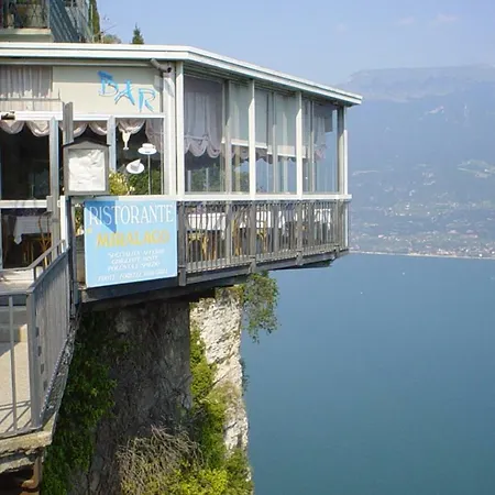 House Peter Gardasee Holiday home Tignale